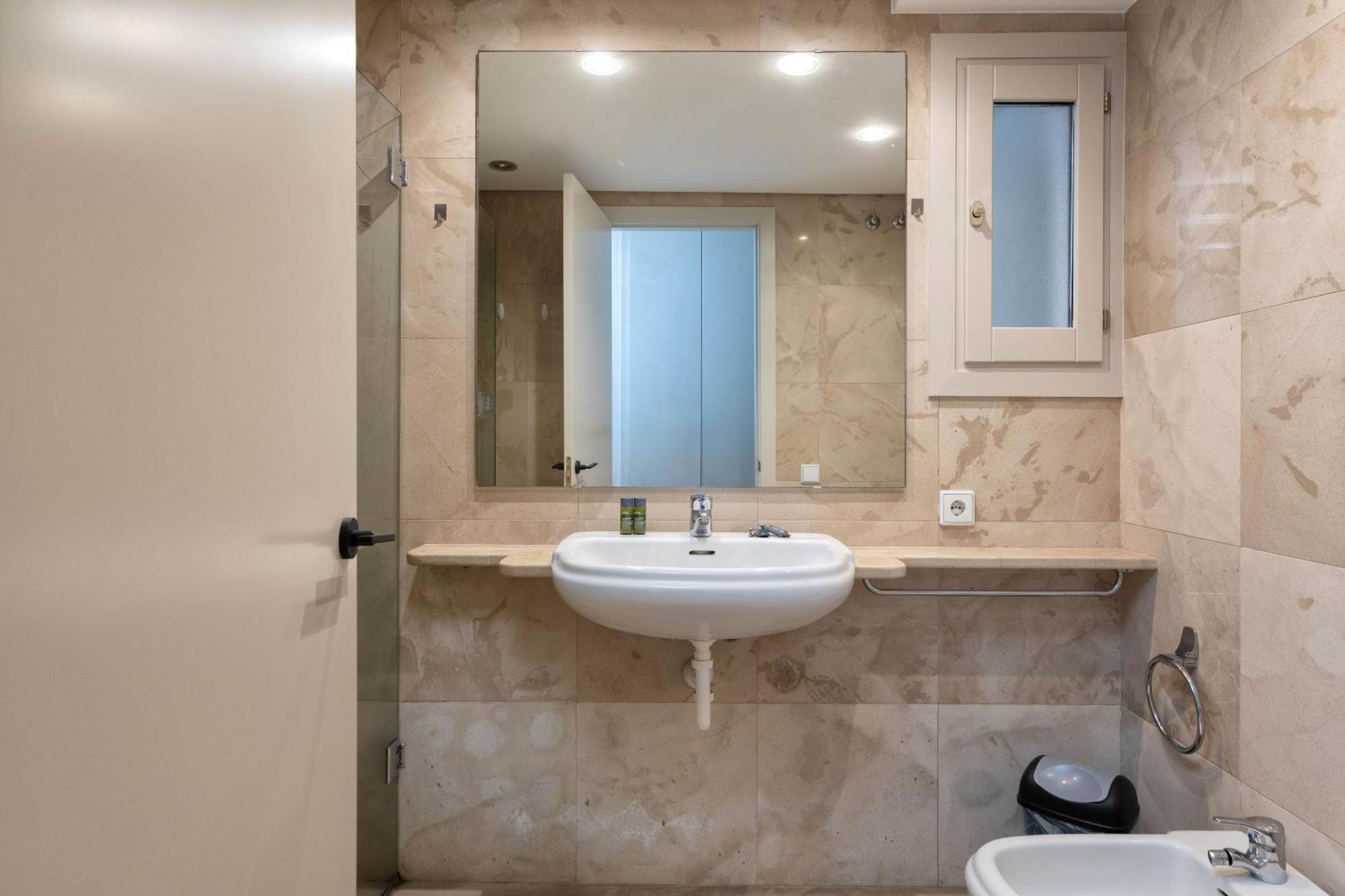 Flateli Pou Rodo 3 Appartement Gerona Buitenkant foto